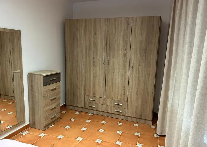 Duplex En San Bartolome De La Torre
